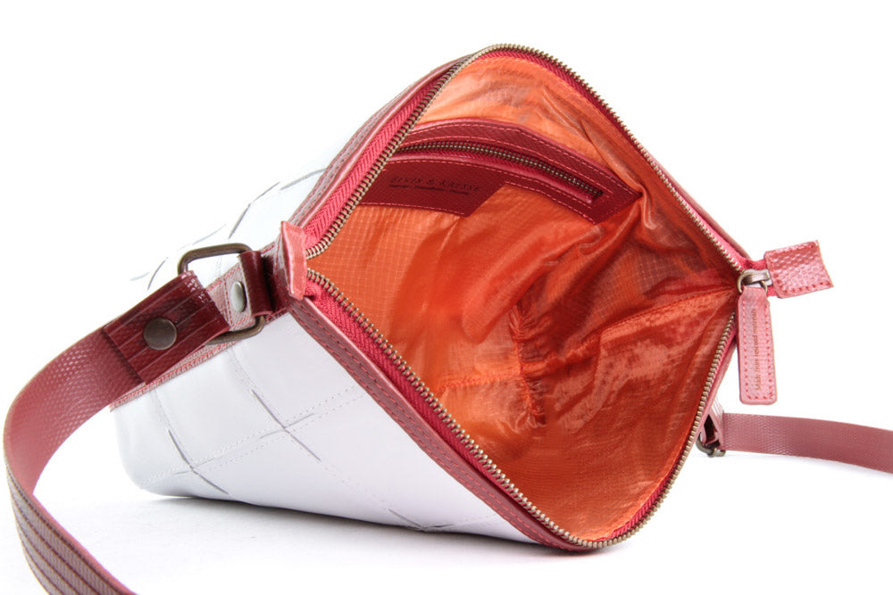 FIRE & HIDE Camera Bag - Design e recupero