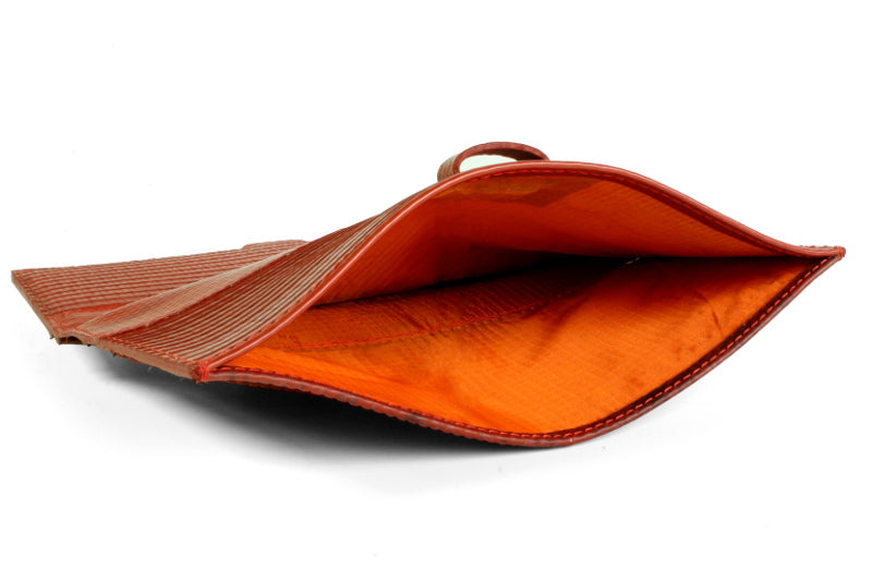 TRAVEL WALLET FIRE & HIDE | COGNAC