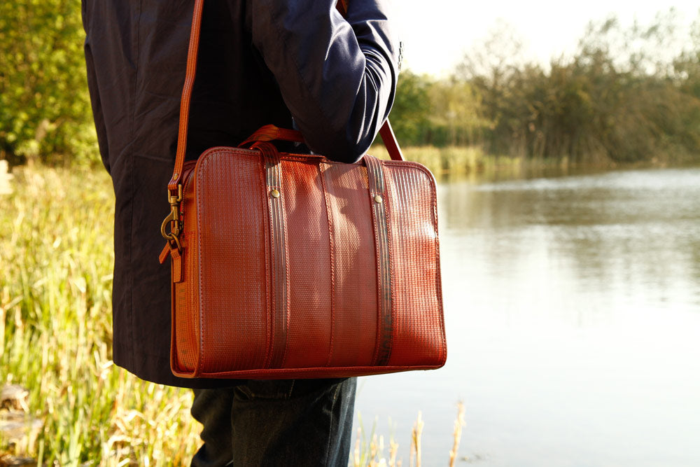 COMPACT BRIEFCASE | RED