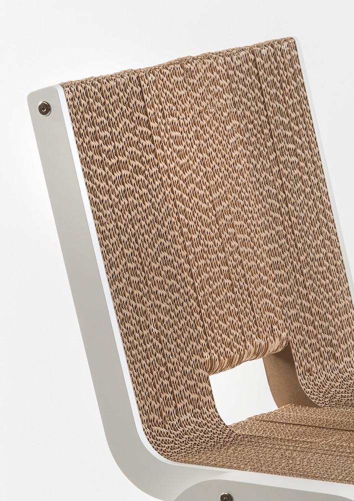 PREZZO SU RICHIESTA - Less Chair- sedia in cartone bianco senza braccioli