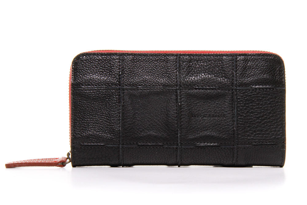 FIRE & HIDE PURSE | Upcycling black