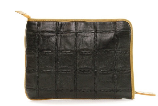 FIRE & HIDE  iPad Case -  era una manichetta antincendio